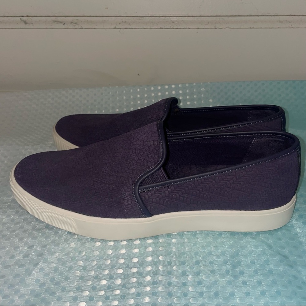 Under Armour Purple Slip Ons 9.5 - Picture 4 of 8
